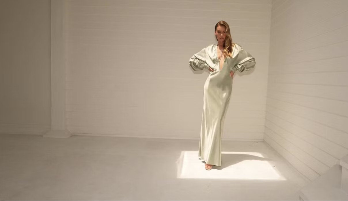 The Nonchalant column dress