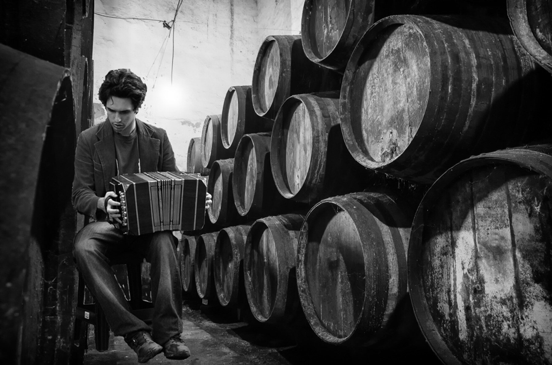 Bandoneon player in the cellar